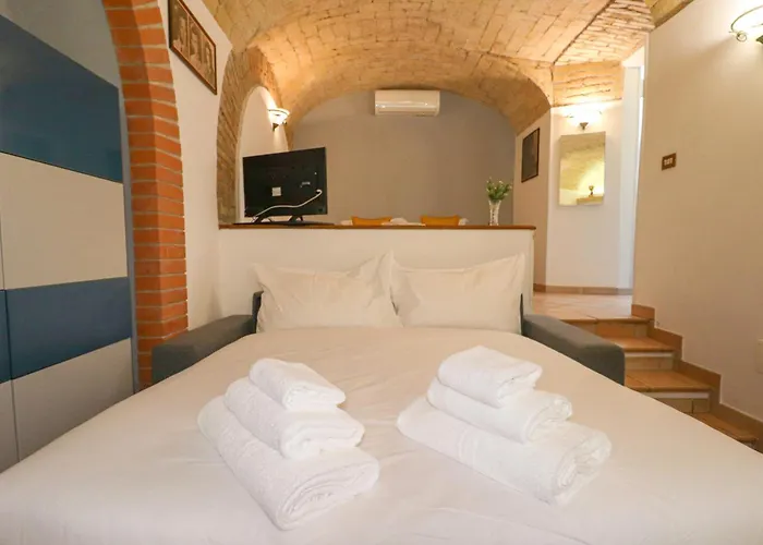 Authentic - Metro 7min, 5min To Center, Ac, Wi-fi