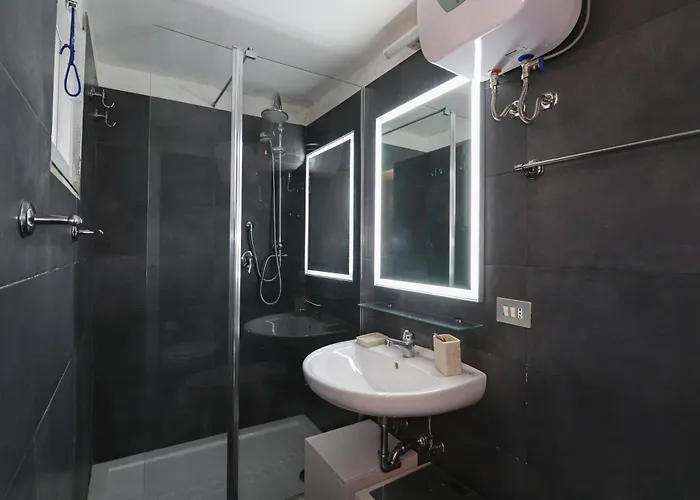 Authentic - Metro 7min, 5min To Center, Ac, Wi-fi Apartamento